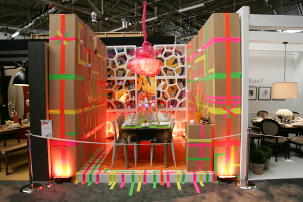 Jesgordon table design for DIFFA Dining by design at the 2011 New York Architectural Digest Magazine Home Design Show