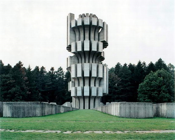 Mysterious concrete sculpture monuments in former Yugoslavia, photographed by Belgian photographer Jan Kempenaers.
