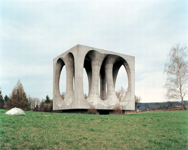 Mysterious concrete sculpture monuments in former Yugoslavia, photographed by Belgian photographer Jan Kempenaers.