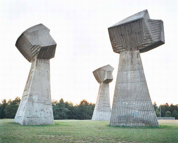 Mysterious concrete sculpture monuments in former Yugoslavia, photographed by Belgian photographer Jan Kempenaers.