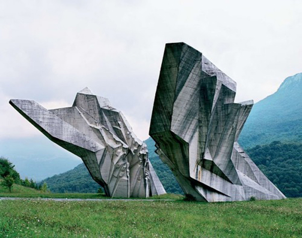 Mysterious concrete sculpture monuments in former Yugoslavia, photographed by Belgian photographer Jan Kempenaers.