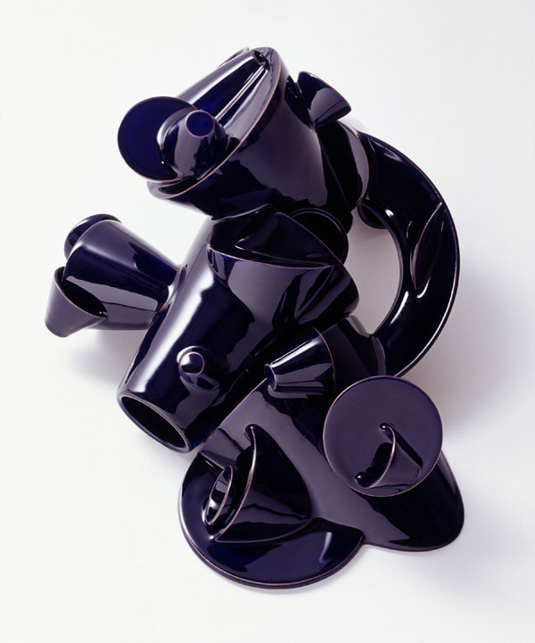 Modern abstract ceramic art sculpture by Danish Artist Michael Geertsen.