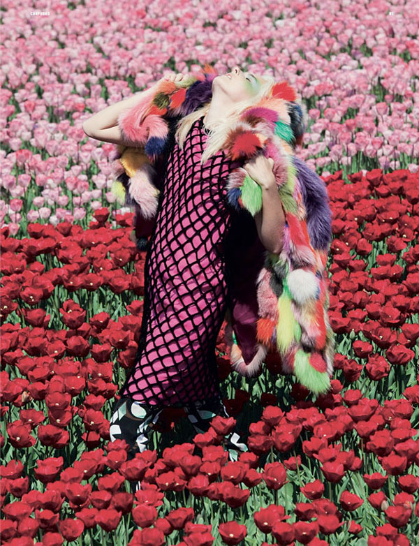 Model Lisanne de Jong Photographed by Viviane Sassen for Dazed & Confused A fashion editorial with Dutch model Lisanne de Jong.